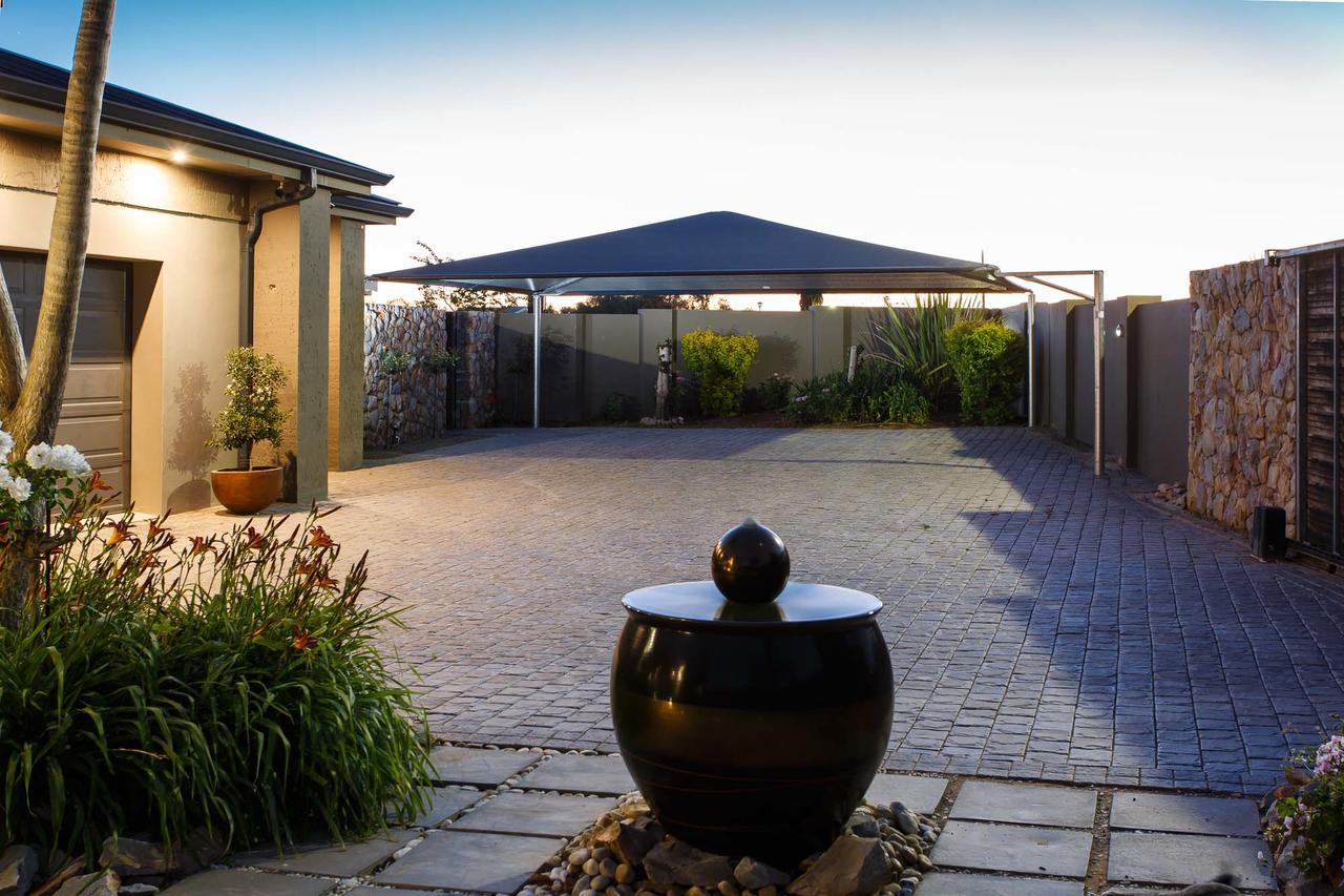 Sonas Boutique Guest House Oudtshoorn Exteriör bild
